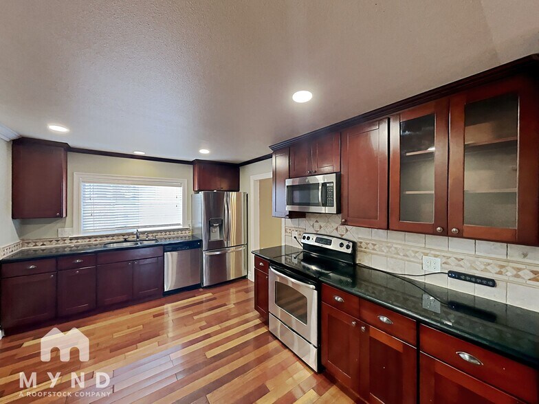 Building Photo - 10305 Wunderlich Dr