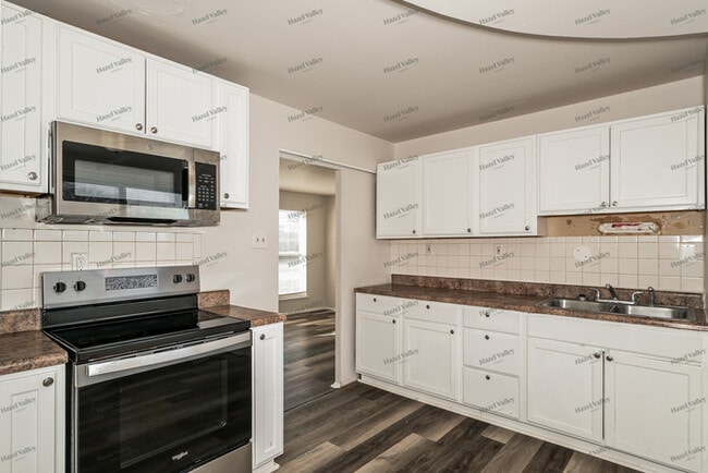 Building Photo - 4305 Washington St