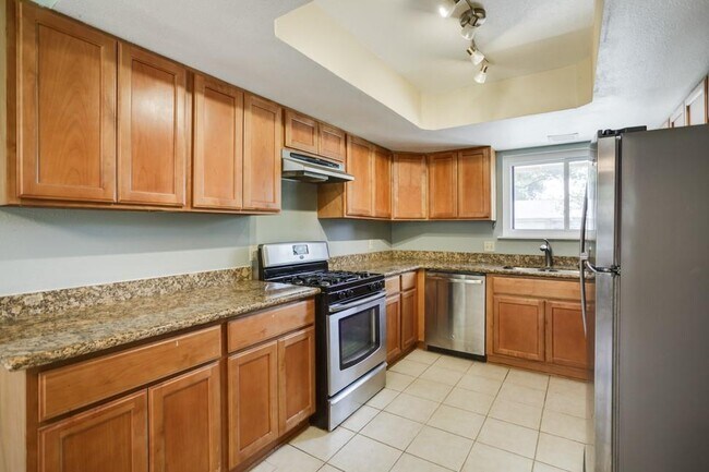 Building Photo - 11227 Henge Dr