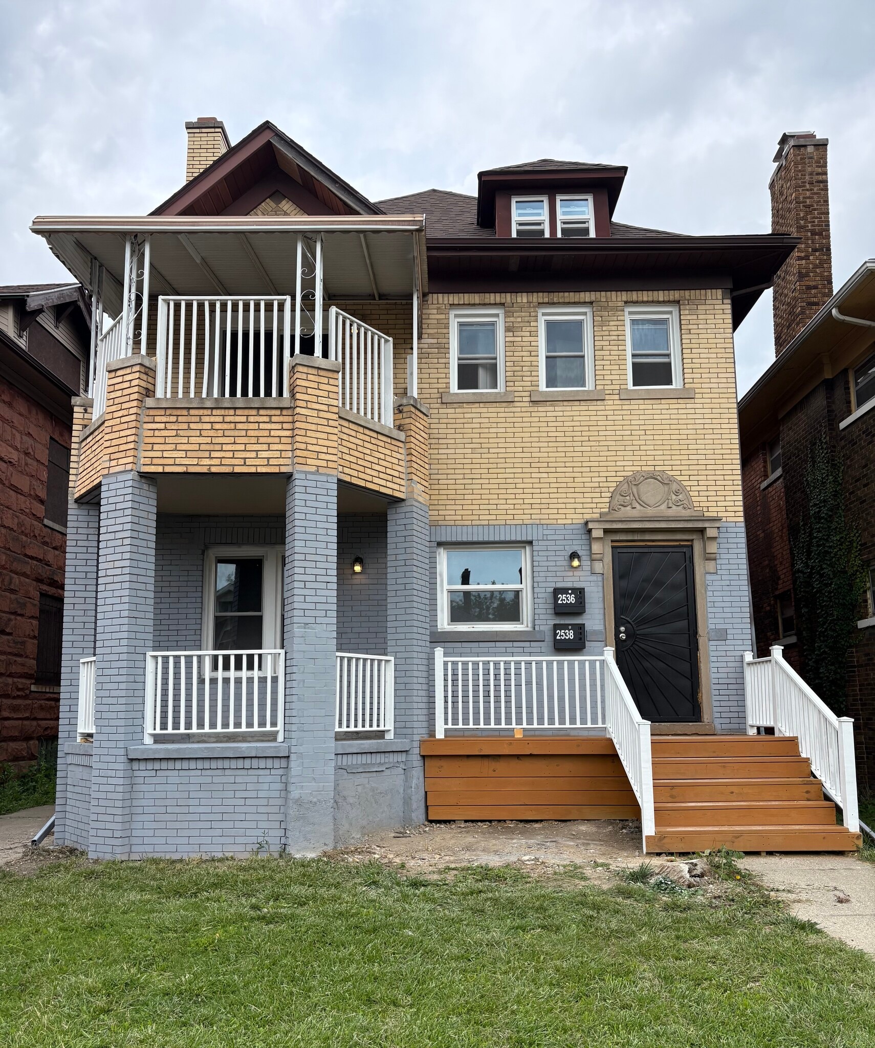 Building Photo - 2536 Calvert St