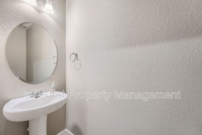 Building Photo - 17974 Sky Pilot Ln