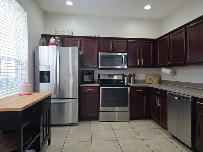 Building Photo - Three Bedroom Townhome at Carter Glen in Orlando
