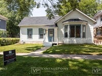 Building Photo - 313 N Greenwood Ave