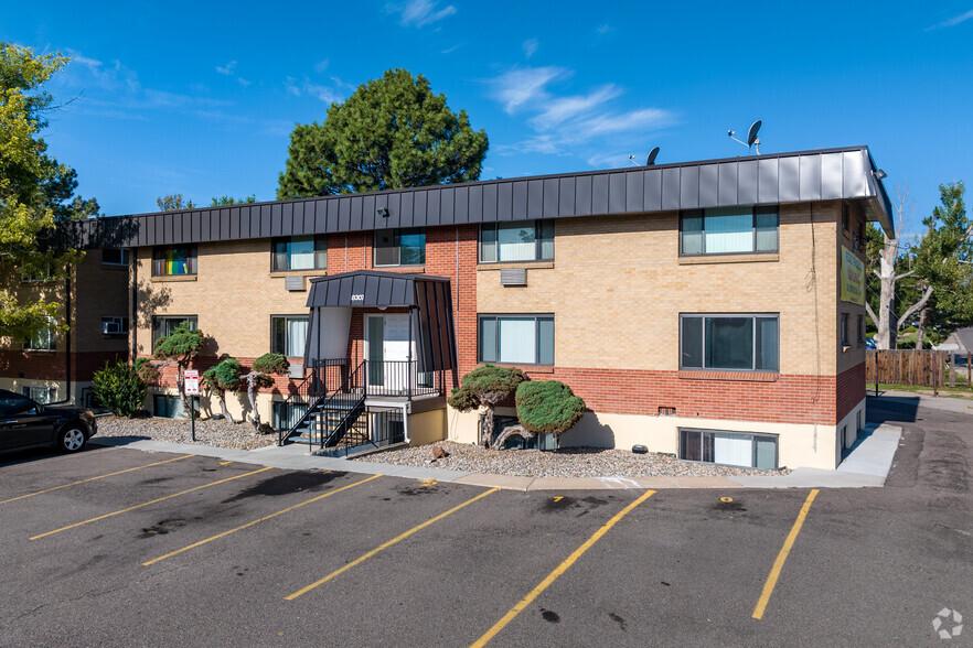 Exterior - Chatfield Lake Apartments