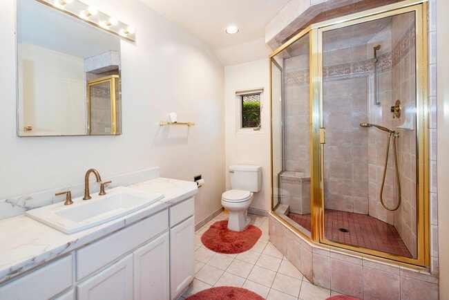 Building Photo - Iconic Upper East Setting with Front-Row Views of the Mission!