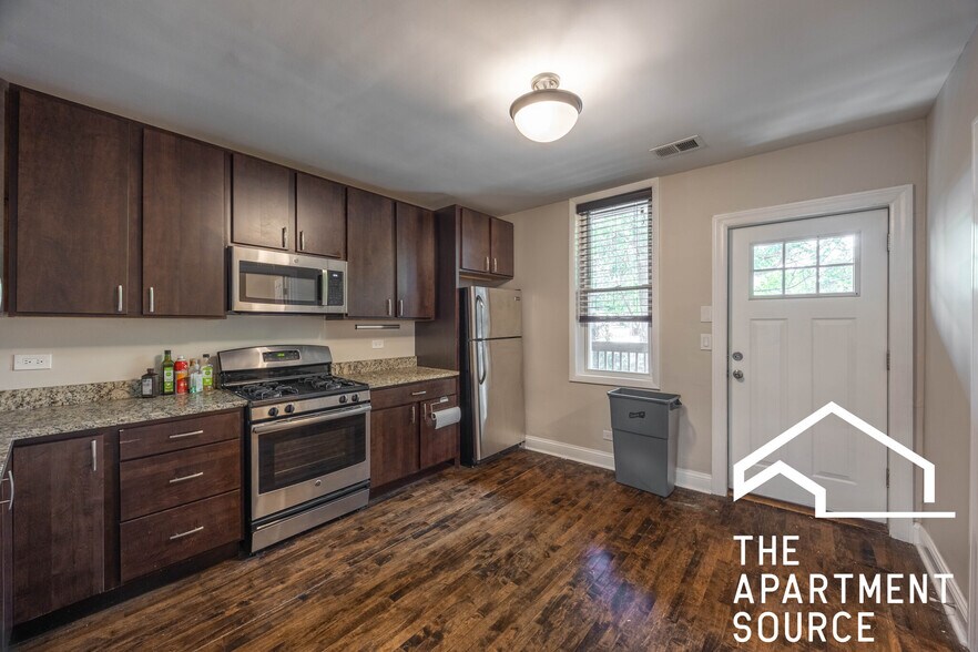 Building Photo - 4849 N Seeley Ave