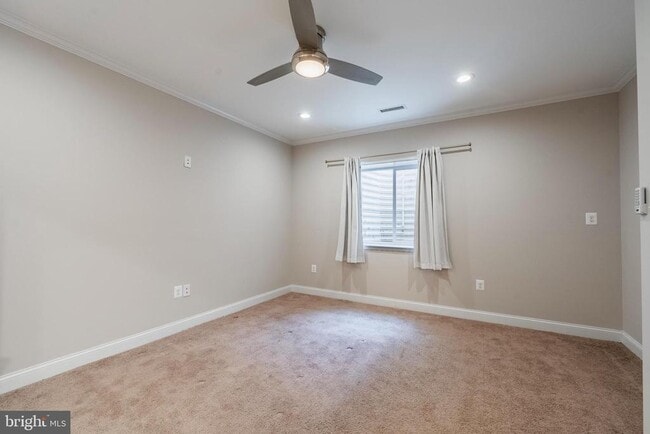 Building Photo - 9221 Clementine Ct