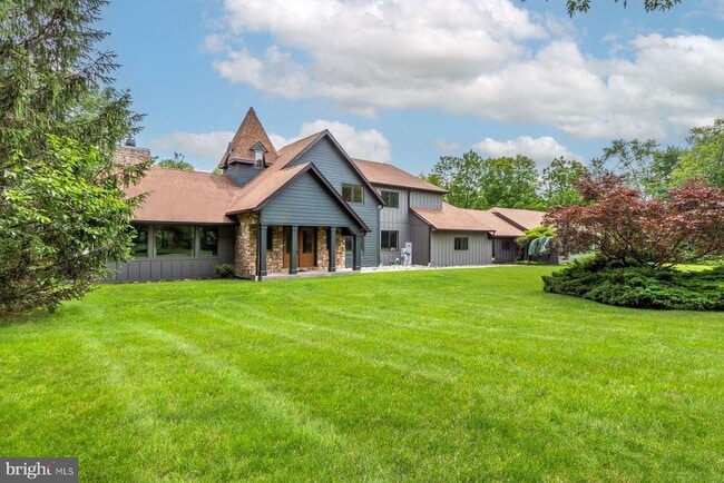 Building Photo - 125 Edison Furlong Rd