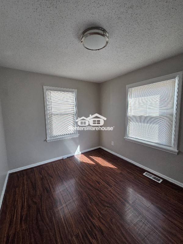 Building Photo - 415 Ames Pl