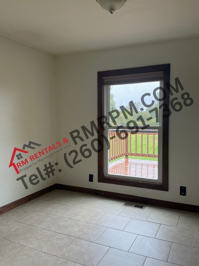 Building Photo - 10205 N Jones Lake Rd