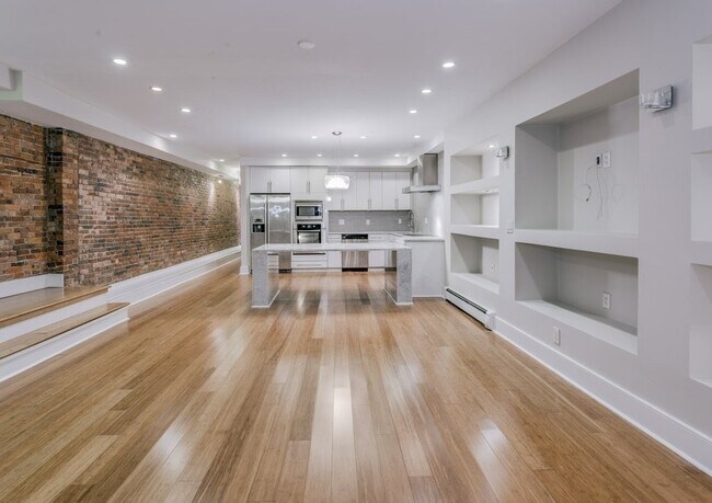 Building Photo - 325 Columbus Ave