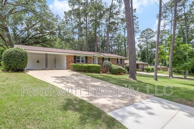 Building Photo - 1917 Sharon Rd