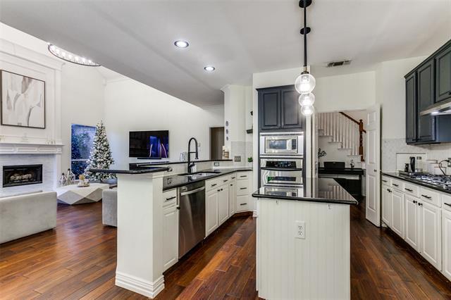 Building Photo - 1406 Lighthouse Ln