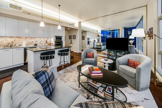 Building Photo - 5th and Madison Condominiums ~ Downtown Seattle