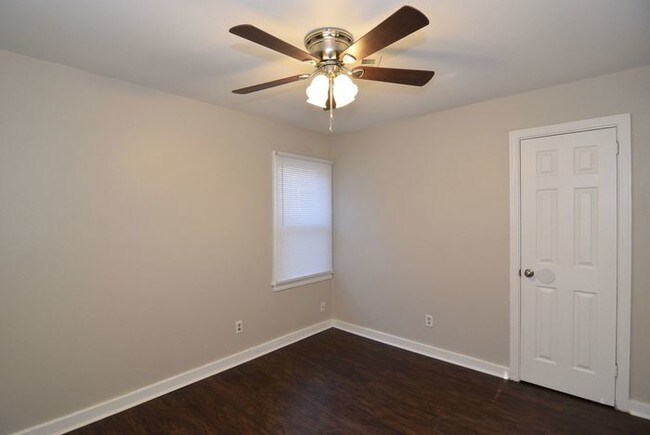 Building Photo - All-Electric 2 Bedroom Duplex - Section 8 OK