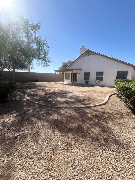 Building Photo - 7504 W Jenan Dr