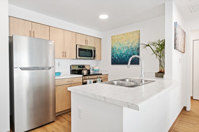 Building Photo - Residences at Falcon Park