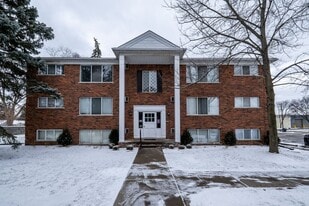 Building Photo - Elmwood Manor Apartments
