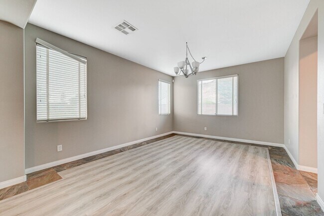 Building Photo - 1st MONTH FREE! Lone Mountain Heights Luxu...