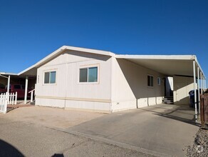 Building Photo - 3 Bedroom/2 bath Home Available Now!! Rent...