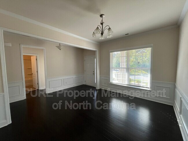 Building Photo - 5302 Tilley Manor Dr