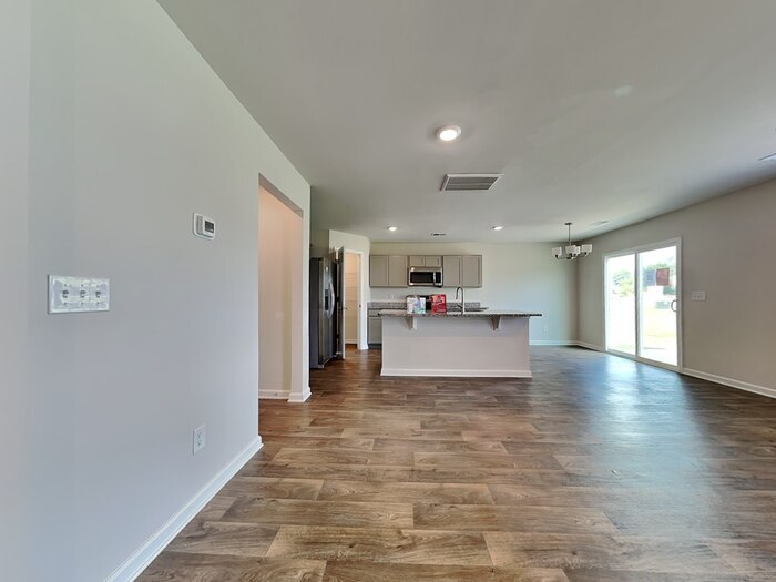 Building Photo - 1607 Commendable Ct