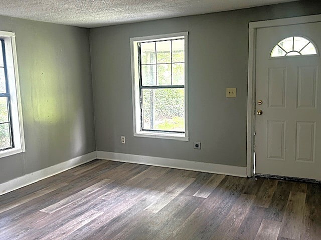 Building Photo - 3006 Gurnee Ave