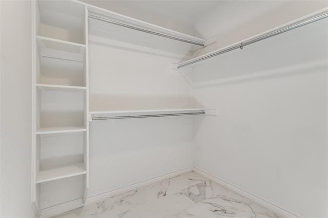 Building Photo - 900 Hillside Ln