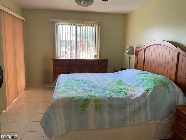 Building Photo - 4919 Victoria Dr