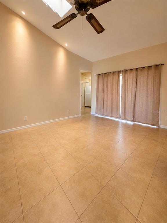 Building Photo - 5802 Red Dahlia Ct