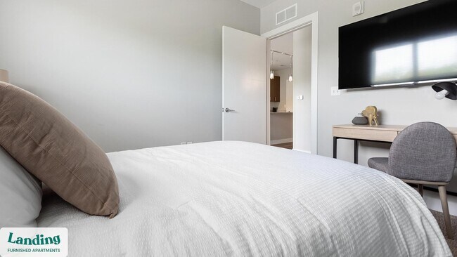 Building Photo - 1010 Enclave Blvd