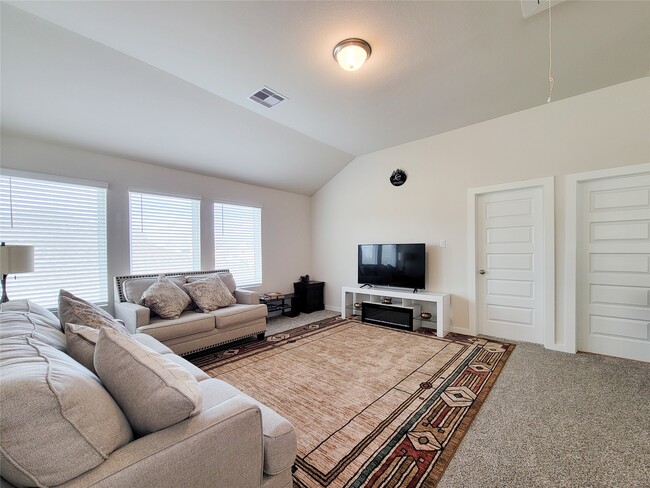 Building Photo - 8406 Hazel River Dr