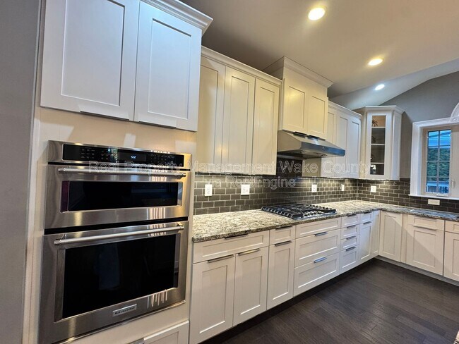 Building Photo - 1021 Keith Rd