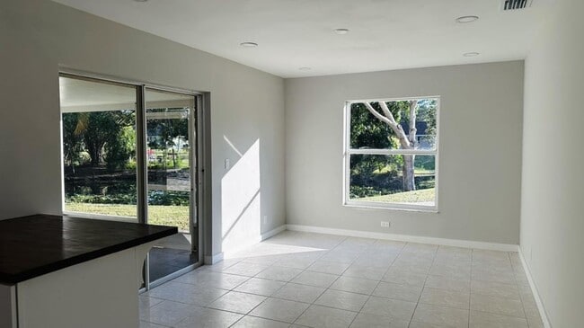 Building Photo - 12816 67th St N