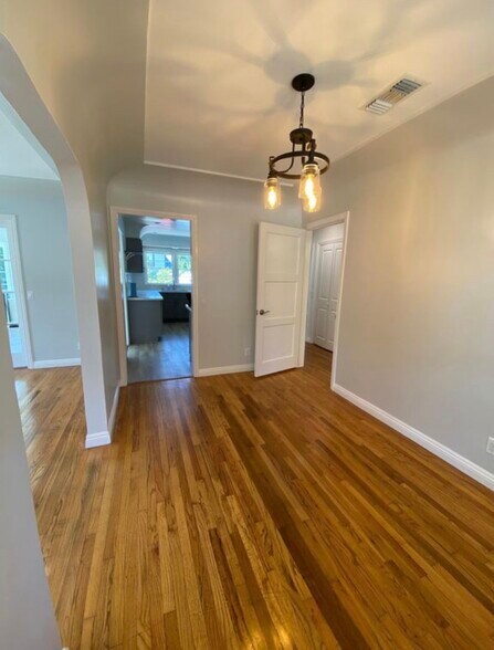 Building Photo - 147 El Nido Ave