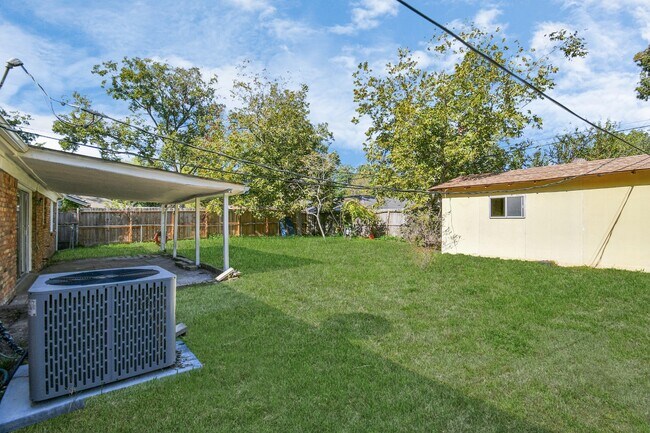 Building Photo - 9622 Vilven Ln