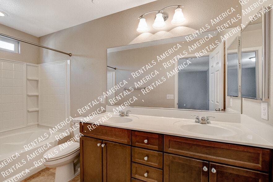 Building Photo - 4650 Ranch House Rd