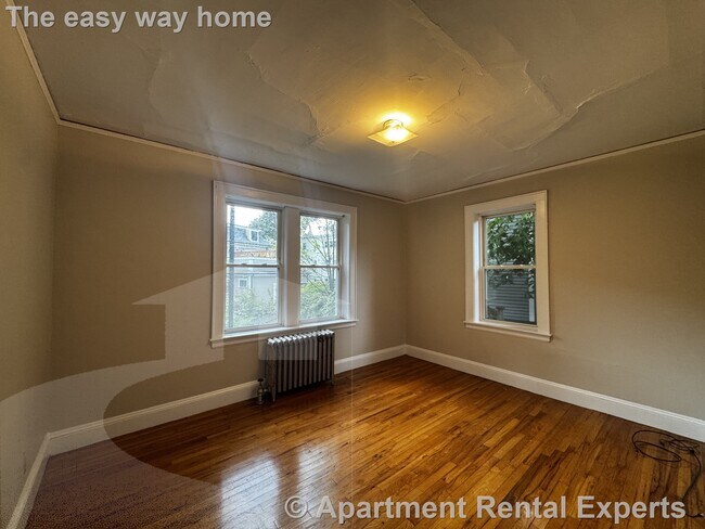 Building Photo - 4 Cogswell Ave