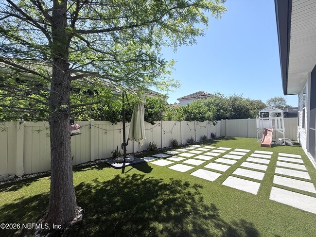 Building Photo - 161 Paradise Valley Dr