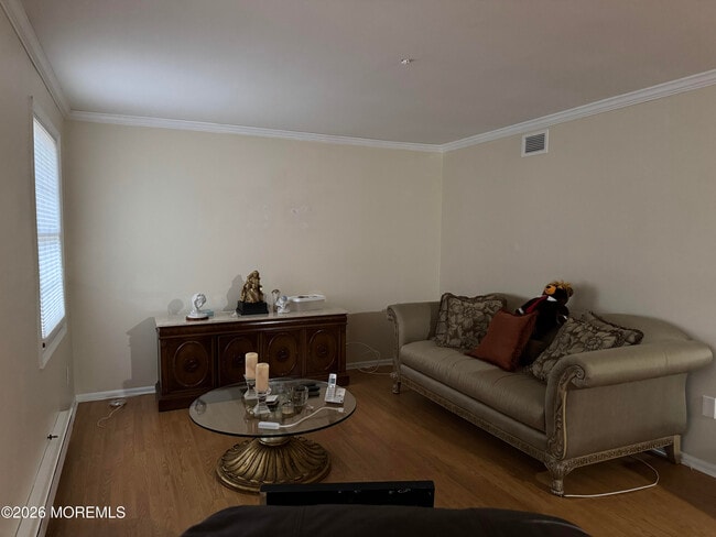 Building Photo - 93 Halls Croft Rd