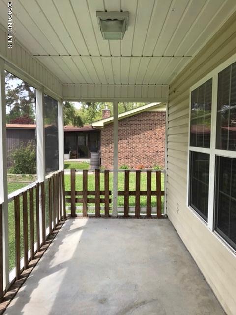 Building Photo - 36 Cherokee Dr