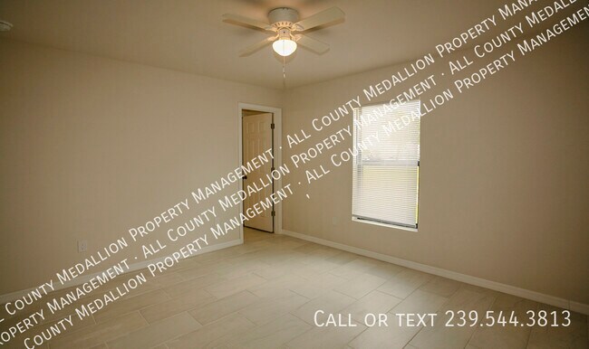 Building Photo - 1309 SE 8th Pl