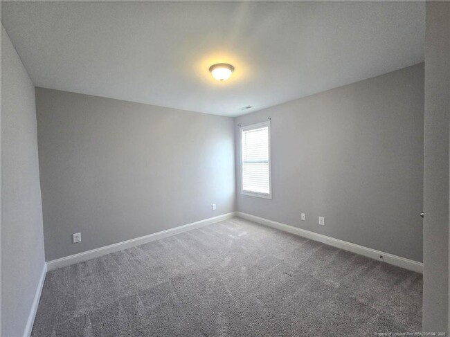 Building Photo - 604 Amusement Dr