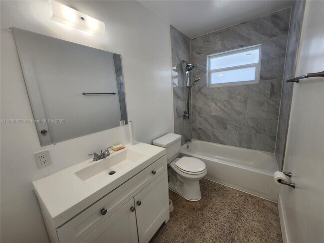 Building Photo - 3245 SW 88th Ct