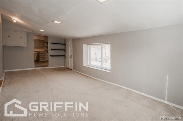 Building Photo - 850 S Harlan St