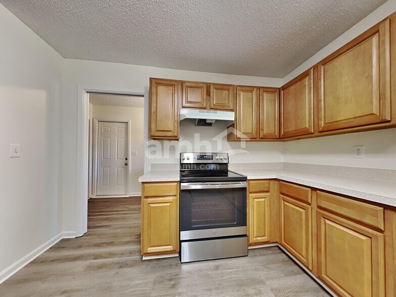 Building Photo - 748 Camp Francis Johnson Rd