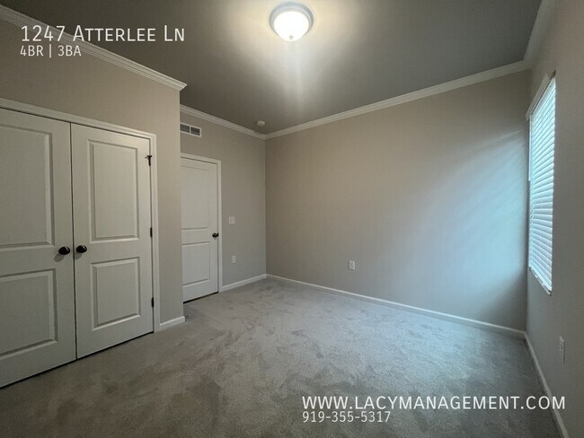 Building Photo - 1247 Atterlee Ln