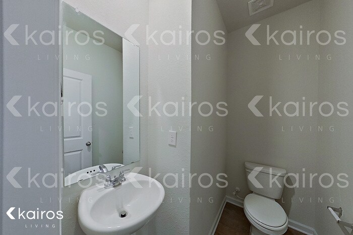 Building Photo - 3478 Bridgewood Dr