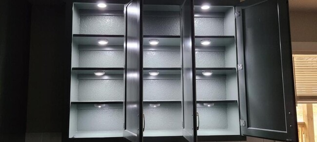 Building Photo - 8780 E Brown Rd