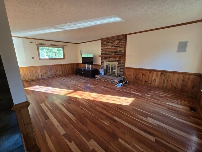 Building Photo - 8300 Banshire Ct